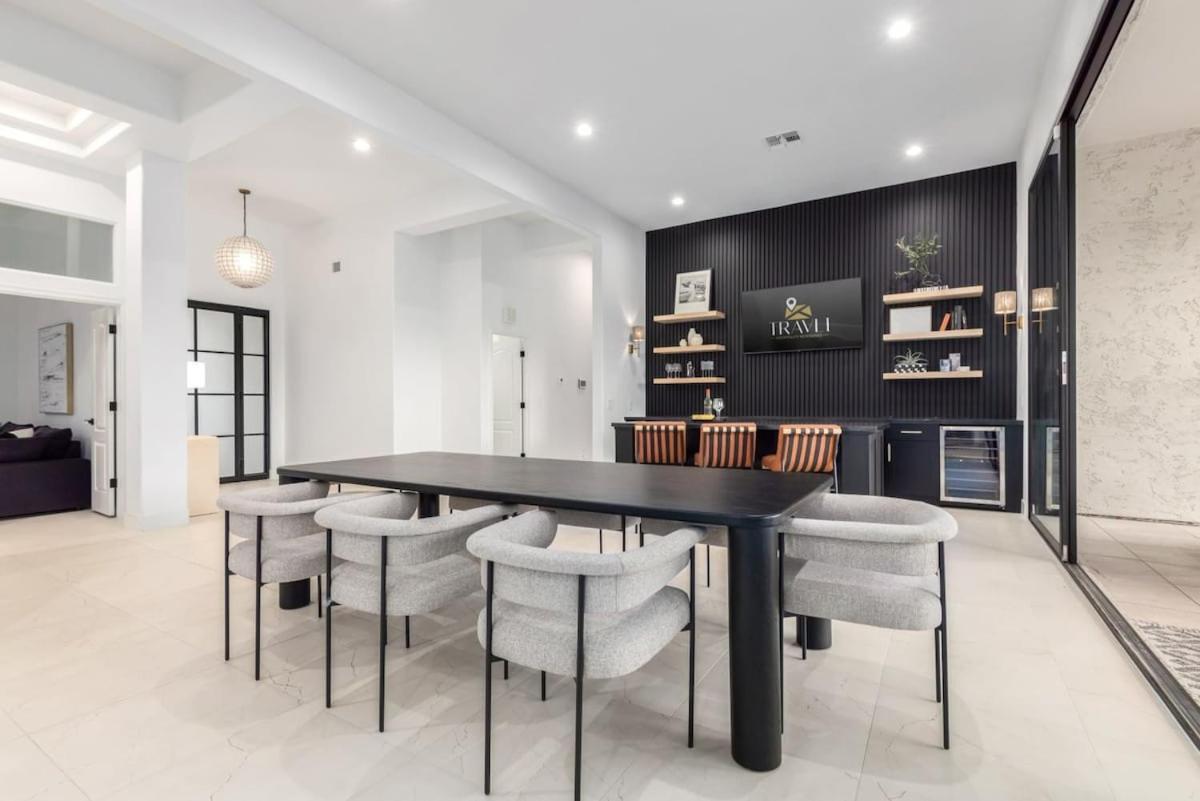 Anderson Lux Estate Private Bar&pool Sleeps 12 Holiday home